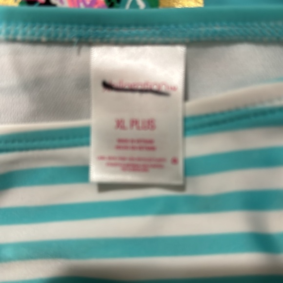 NWT Xhilaration 2 piece swimsuit - Picture 3 of 3